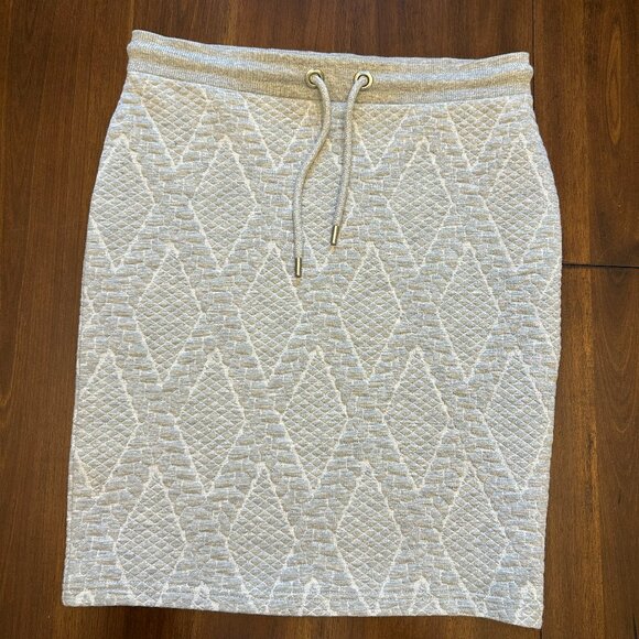 NWT KAFFE Women's Gillis Skirt Grey Size Medium Drawstring Closure - Picture 3 of 10